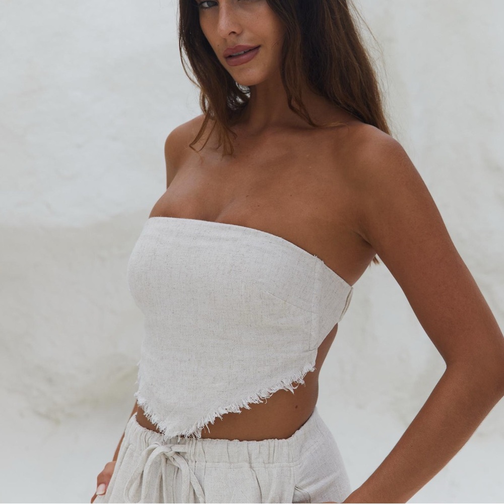 Mooloola Mona Dallis Tube Top